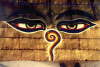 O�i stupy Swayambunath.